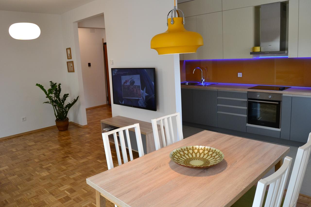 Apartment Drustveni Dom II Sarajevo Exteriör bild